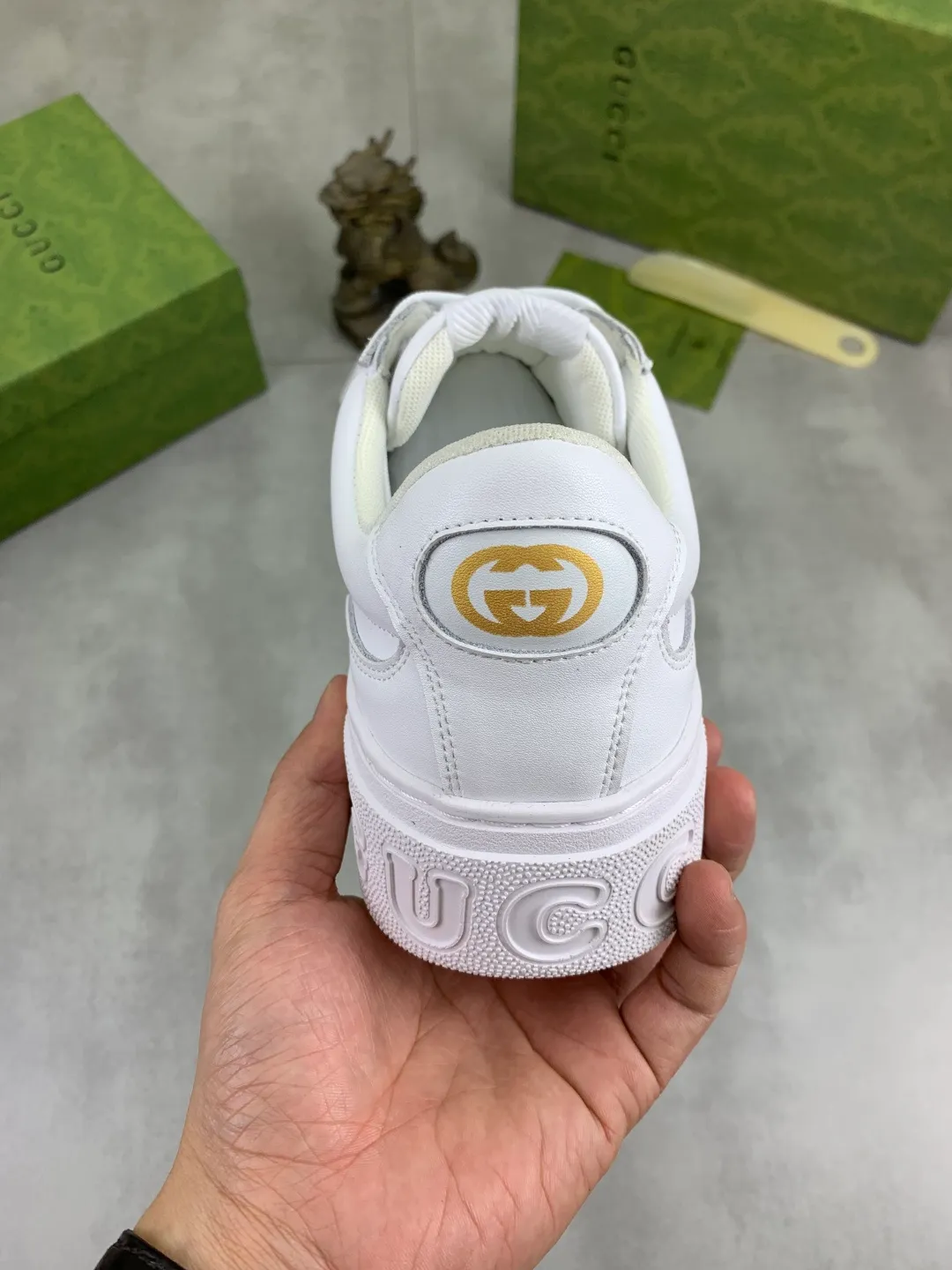 Men's shoes 💰P400💰【New model】 🆘 The latest model from Gucci official website 🎁 Classic casual and fashionable men's shoes 👟 Hot model 💥 Simple and elegant style, exclusive for trendy men. Unique latest brand elements from the official website 👑 Original Gucci decoration, fashionable and generous, made of original soft calfskin fabric ➕ Comfortable soft pigskin lining ✅Wear-resistant rubber outsole specified on the official website_Full elasticity, classic model taken in real life🎬Color: 5️⃣colors available😍Number: 38-44 (45 46 customized)